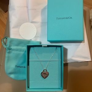 Tiffany “please return to” heart necklace